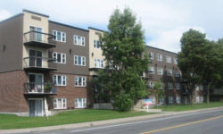 Condo avec boisé à St Hubert