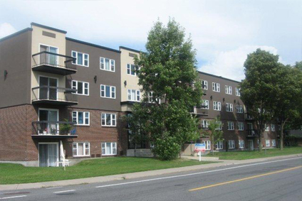 Condo avec boisé à St Hubert